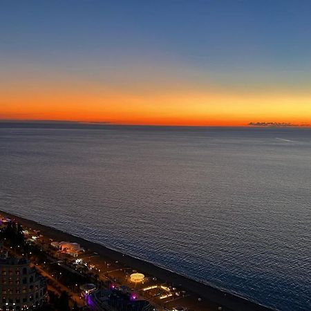 Orbi City Apartment 40 Этаж Batumi Exterior foto